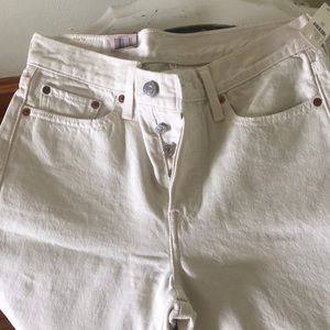 Levi's cream wedgie fit jeans